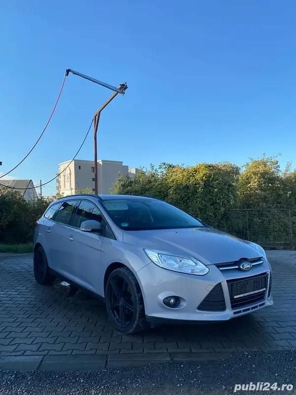 Second-hand 2012 Ford Focus Break | 4.150 EUR (Preț OK) - Imagine 1/4