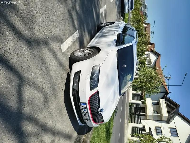 Utilizat 2014 Skoda Octavia Break | 7.650 EUR (Puțin scump) - Imagine 1/4