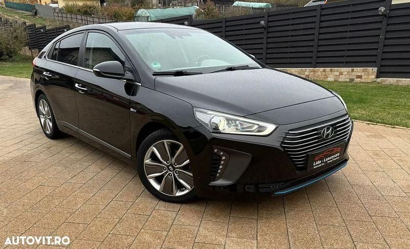 Culoarenegru Utilizat 2018 Hyundai Ioniq Hatchback | 12.999 EUR - Imagine 1/4