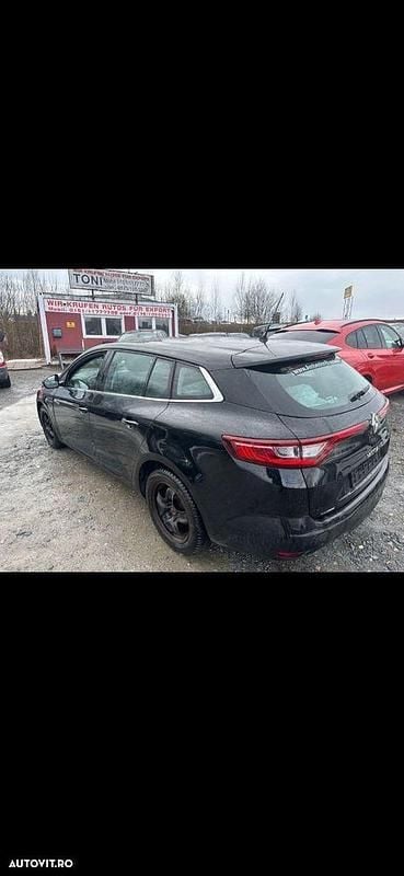 Second-hand Renault Mégane GrandTour LIMITED 100 CP (73 kW) 2018 Culoarenegru Break