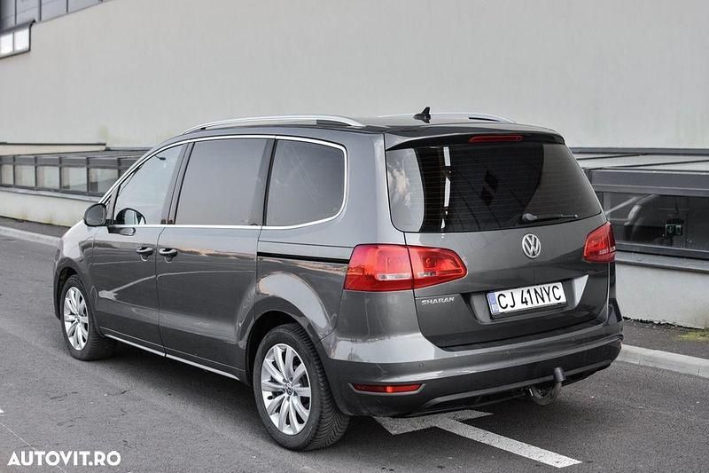 Second-hand VW Sharan Highline 140 CP (102 kW) 2013 Culoaregri Monovolum