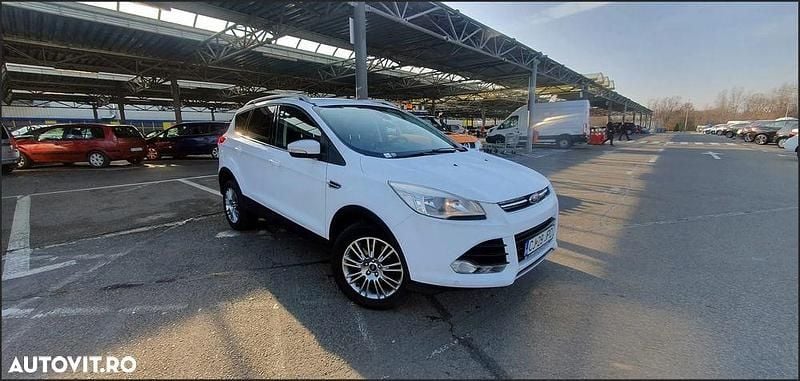 Culoarealb Utilizat 2013 Ford Kuga Trend SUV | 7.750 EUR (Super Preț) - Imagine 1/4