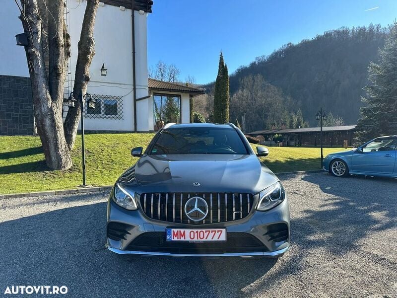 Gri Utilizat 2019 Mercedes GLC250 AMG line SUV | 25.855 EUR (Preț bun) - Imagine 1/4