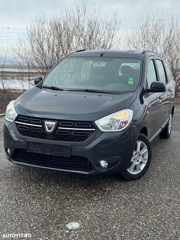 Culoaregri Second-hand 2019 Dacia Lodgy Lauréate Monovolum | 7.190 EUR (Preț OK) - Imagine 1/4