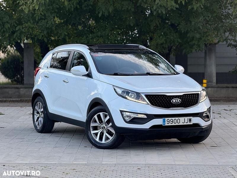 Culoarealb Utilizat 2015 Kia Sportage Premium SUV | 9.700 EUR (Preț bun) - Imagine 1/4