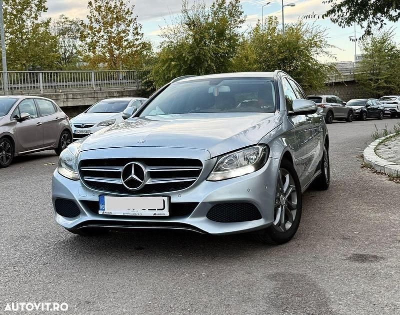 Culoareargint Utilizat 2015 Mercedes C180 Break | 10.500 EUR (Preț OK) - Imagine 1/4