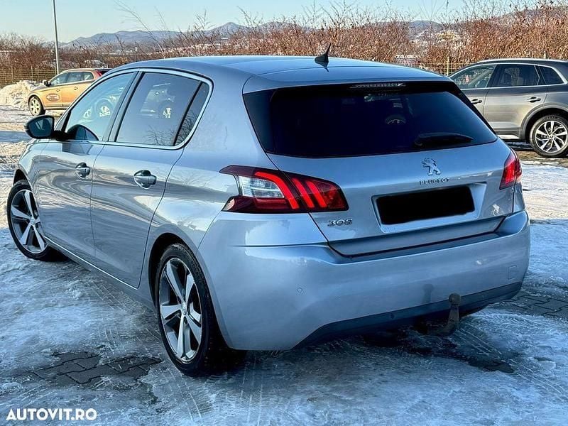 Second-hand Peugeot 308 115 CP (84 kW) 2013 Culoarealte culori Berlinǎ