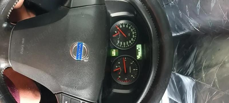 Gri Utilizat 2009 Volvo S40 Standard Berlinǎ | 3.150 EUR (Preț OK) - Imagine 1/4