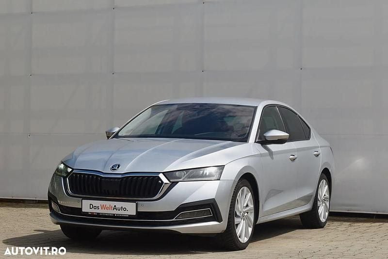 Gri mediu normal Utilizat 2022 Skoda Octavia Style Berlinǎ | 24.500 EUR (Preț OK) - Imagine 1/4