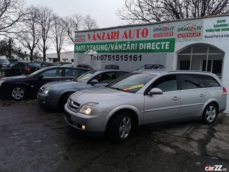 Argint Utilizat 2004 Opel Vectra Break | 1.699 EUR (Preț OK) - Imagine 1/4