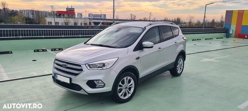 Culoareargint Utilizat 2017 Ford Kuga Titanium SUV | 11.900 EUR (Preț bun) - Imagine 1/4