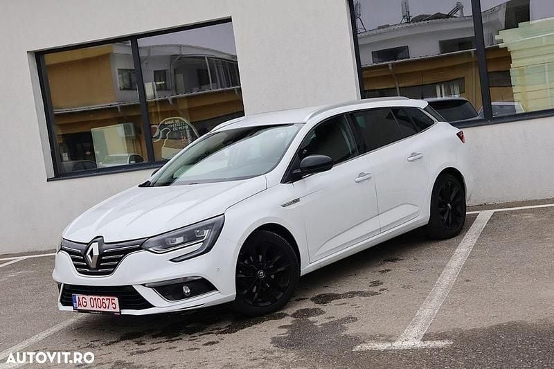 Second-hand Renault Mégane GrandTour Bose Edition 110 CP (80 kW) 2018 Culoarealb Break