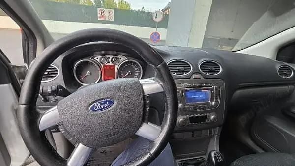 Second-hand 2010 Ford Focus Hatchback | 2.550 EUR (Preț OK) - Imagine 1/4