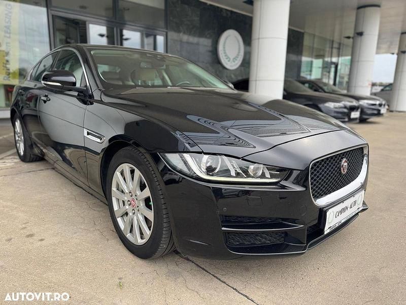 Culoarenegru Utilizat 2016 Jaguar XE Portfolio Berlinǎ | 13.999 EUR (Preț OK) - Imagine 1/4