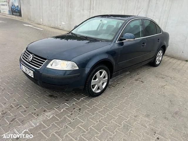 Culoarealbastru Utilizat 2005 VW Passat Comfortline Break | 2.390 EUR (Preț bun) - Imagine 1/4
