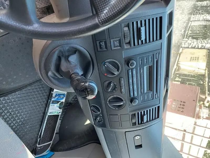 Second-hand VW T5 75 CP (55 kW) 2008 Van