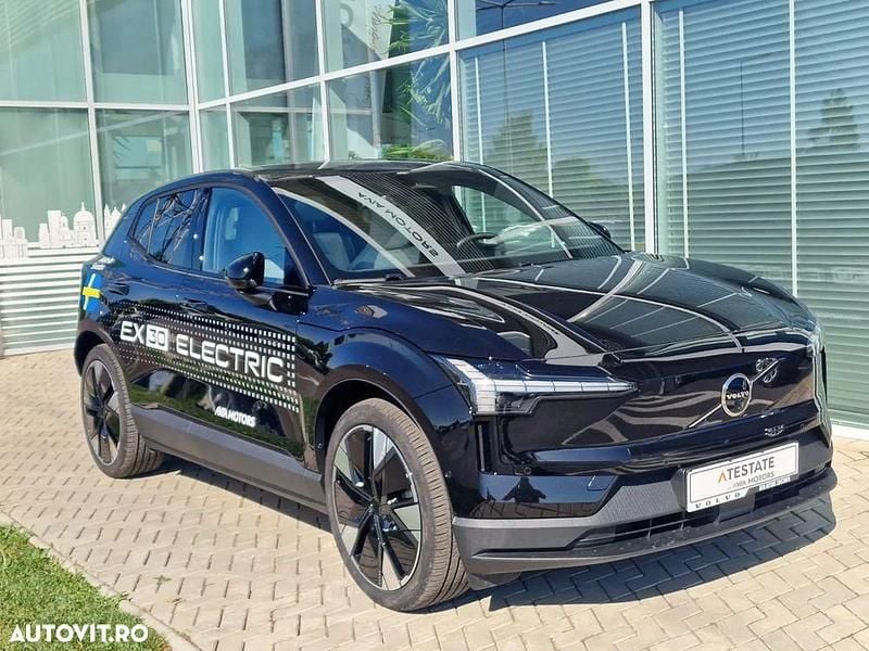 Second-hand Volvo EX30 Performance 314 kW (428 CP) 2025 Culoarenegru SUV