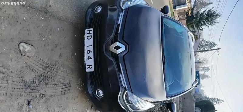 Second-hand Renault Clio 90 CP (66 kW) 2015 Negru Monovolum