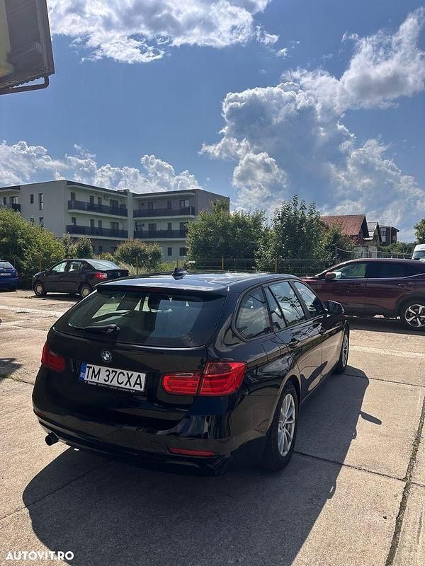 Second-hand BMW 318 Comfort Edition 143 CP (105 kW) 2015 Culoarenegru Break