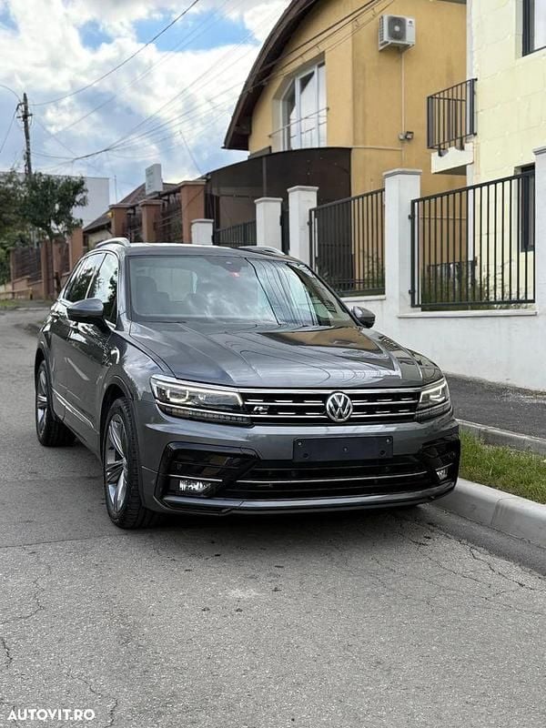 Culoaregri Utilizat 2017 VW Tiguan R-line SUV | 18.300 EUR (Puțin scump) - Imagine 1/4