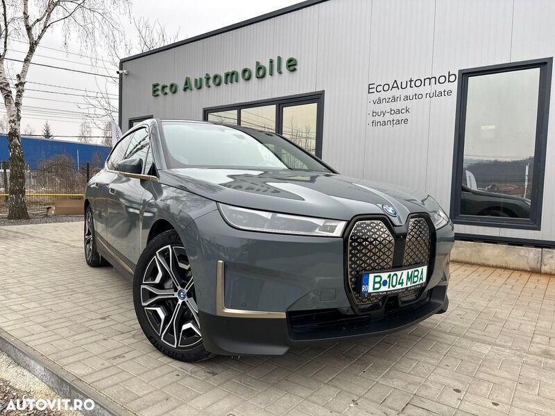 Gri Utilizat 2022 BMW iX SUV | 65.065 EUR - Imagine 1/4