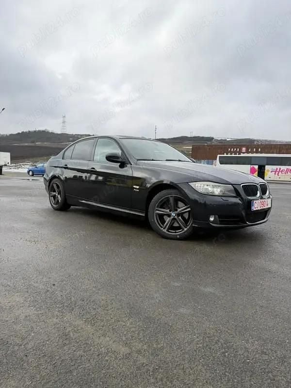 Second-hand BMW 320 177 CP (130 kW) 2010 Berlinǎ