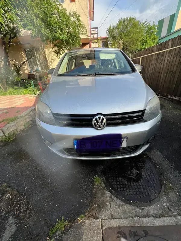 Utilizat 2010 VW Golf VI Hatchback | 3.500 EUR (Preț bun) - Imagine 1/4