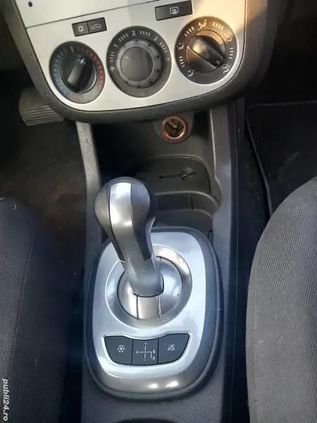 Second-hand Opel Corsa 65 CP (47 kW) 2009 Hatchback