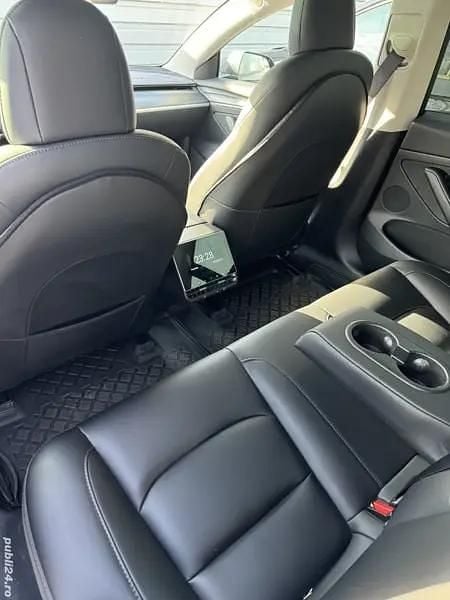 Gri Utilizat 2023 Tesla Model 3 Standard Range Plus Berlinǎ | 25.500 EUR (Super Preț) - Imagine 1/4