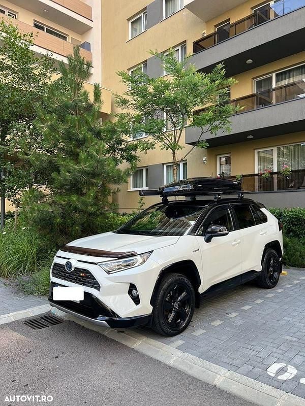 Culoarealb Utilizat 2020 Toyota RAV4 Hybrid SUV | 30.000 EUR (Puțin scump) - Imagine 1/4
