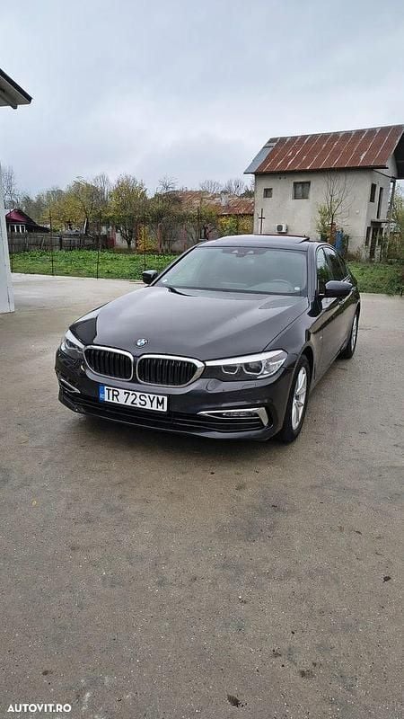 Culoaregri Utilizat 2017 BMW 520 Sport Line Berlinǎ | 18.800 EUR (Preț bun) - Imagine 1/4