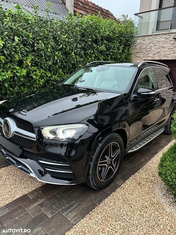 Culoarenegru Utilizat 2022 Mercedes GLE450 AMG SUV | 61.710 EUR (Preț OK) - Imagine 1/4