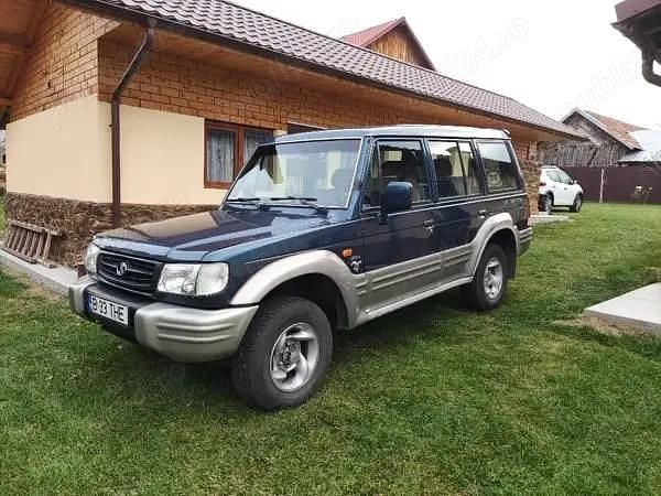 Second-hand Hyundai Galloper 161 CP (118 kW) 2000 Albastru SUV