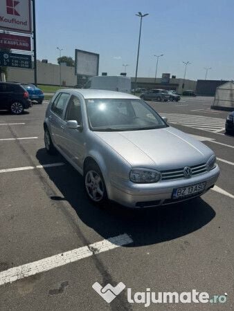 Gri Utilizat 2003 VW Golf IV Hatchback | 2.000 EUR - Imagine 1/4