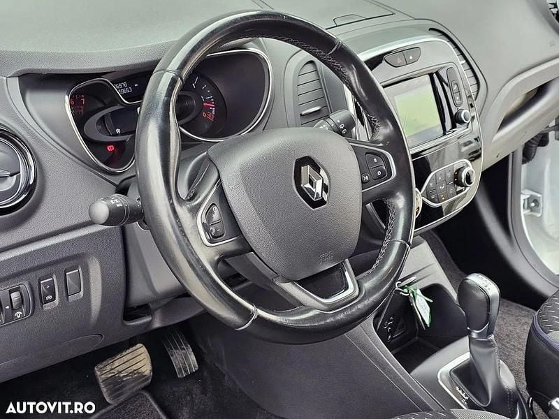 Second-hand Renault Captur 140 CP (102 kW) 2020 Culoarealb SUV