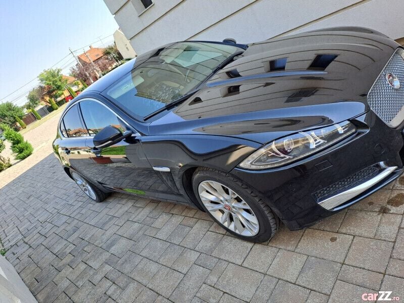 Negru Utilizat 2015 Jaguar XF Berlinǎ | 10.999 EUR (Puțin scump) - Imagine 1/4
