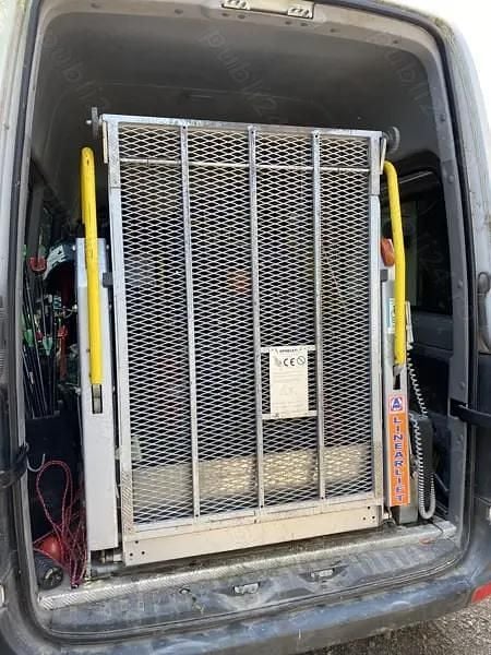 Utilizat 2009 Mercedes Sprinter Van | 7.500 EUR (Preț bun) - Imagine 1/4