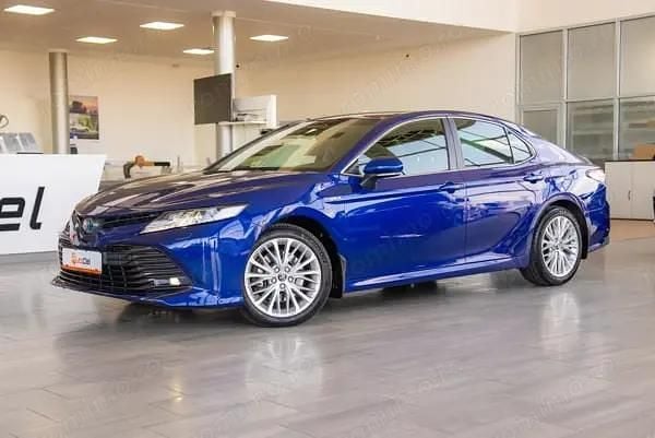 Second-hand Toyota Camry Business Edition 218 CP (160 kW) 2020 Albastru Berlinǎ