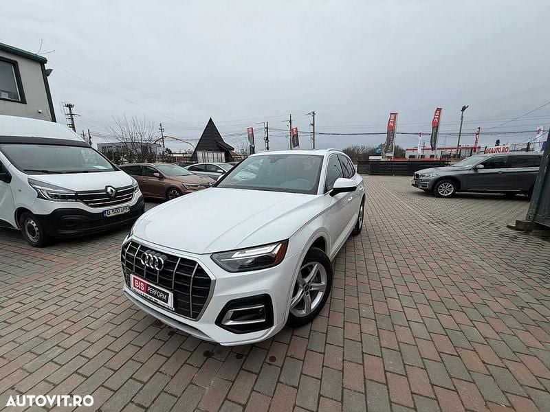 Second-hand Audi Q5 Sport 204 CP (150 kW) 2024 Culoarealb SUV