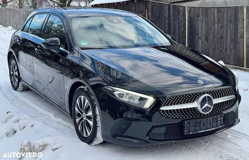Second-hand Mercedes A180 116 CP (85 kW) 2022 Culoarenegru Hatchback