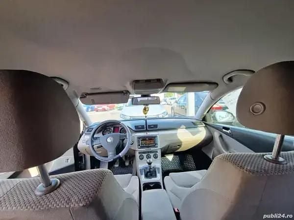 Maro Utilizat 2008 VW Passat Berlinǎ | 3.000 EUR (Preț bun) - Imagine 1/4