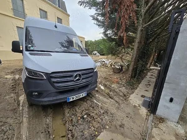 Alb Utilizat 2020 Mercedes Sprinter Van | 33.000 EUR - Imagine 1/4