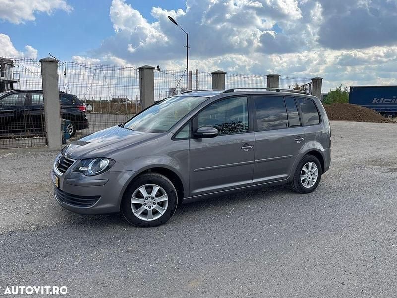 Culoaregri Utilizat 2010 VW Touran Freestyle Monovolum | 4.690 EUR (Preț OK) - Imagine 1/4