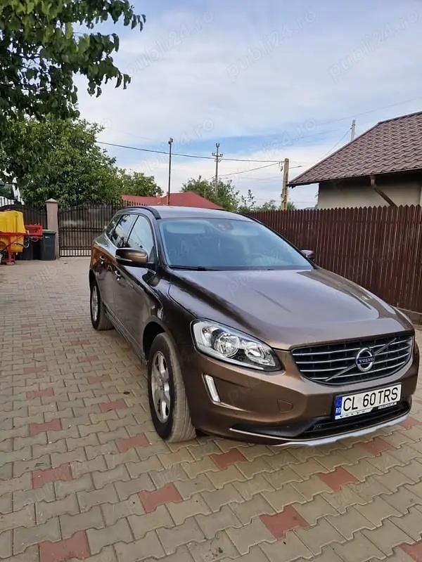 Maro Utilizat 2014 Volvo XC60 SUV | 12.500 EUR (Preț bun) - Imagine 1/4