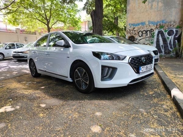 Utilizat 2020 Hyundai Ioniq Hatchback | 18.999 EUR (Preț OK) - Imagine 1/4