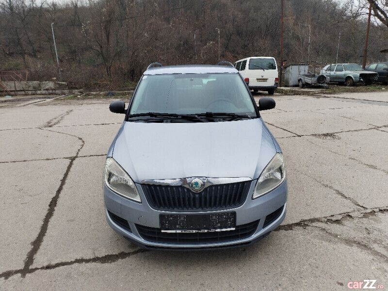 Utilizat 2010 Skoda Fabia | 2.580 EUR - Imagine 1/4