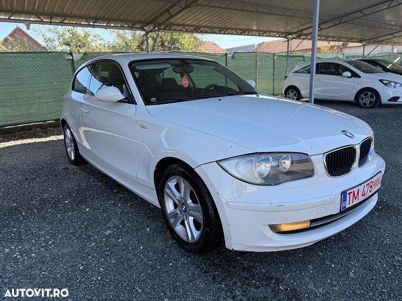 Culoarealb Utilizat 2007 BMW 118 Coupé Coupe | 2.699 EUR - Imagine 1/4