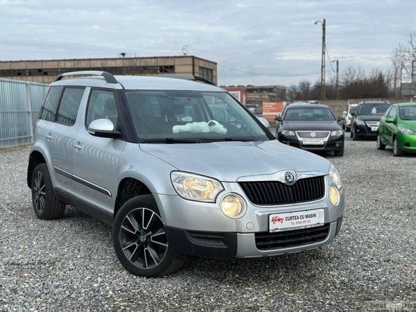 Second-hand Skoda Yeti Active 105 CP (77 kW) 2013 Argintiu SUV