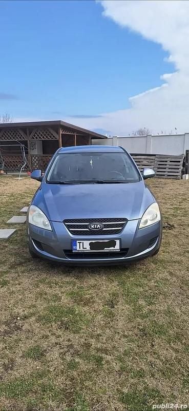 Albastru Utilizat 2009 Kia Ceed Hatchback | 3.000 EUR (Preț bun) - Imagine 1/4