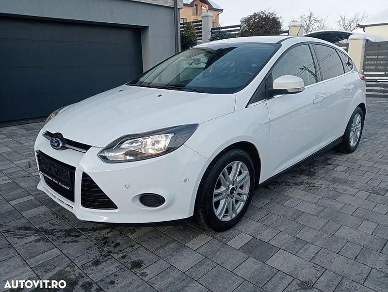 Culoarealb Utilizat 2013 Ford Focus Sport Hatchback | 3.990 EUR (Preț OK) - Imagine 1/4